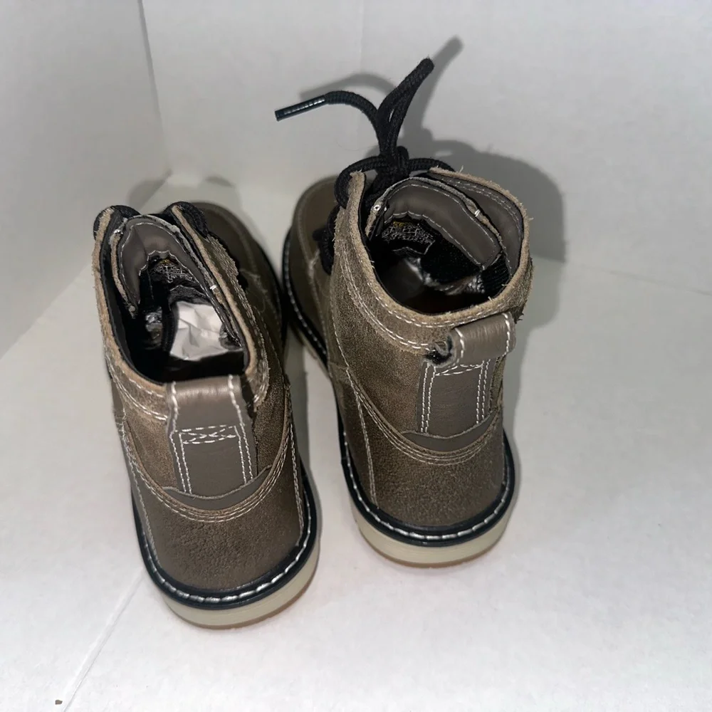 Keen stylish sturdy